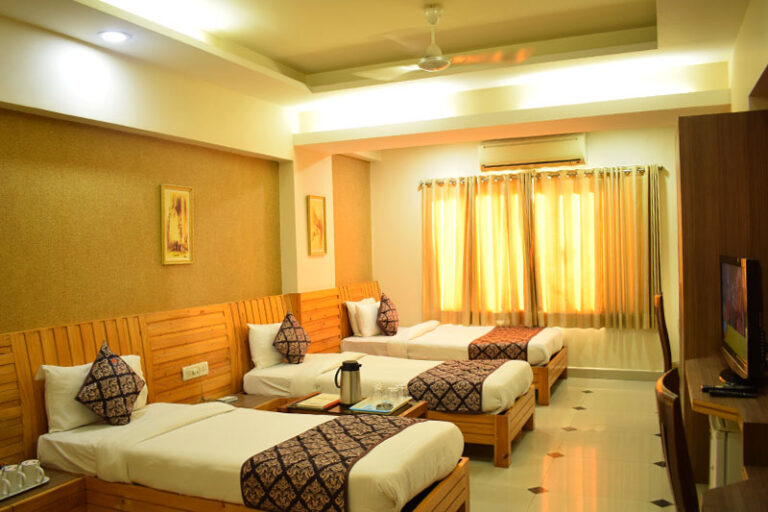 family-room-hotel-mangalam-dhodho-tent-city-(11)